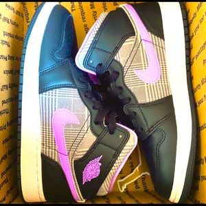 Nike Jordan 1 Mid SE GS